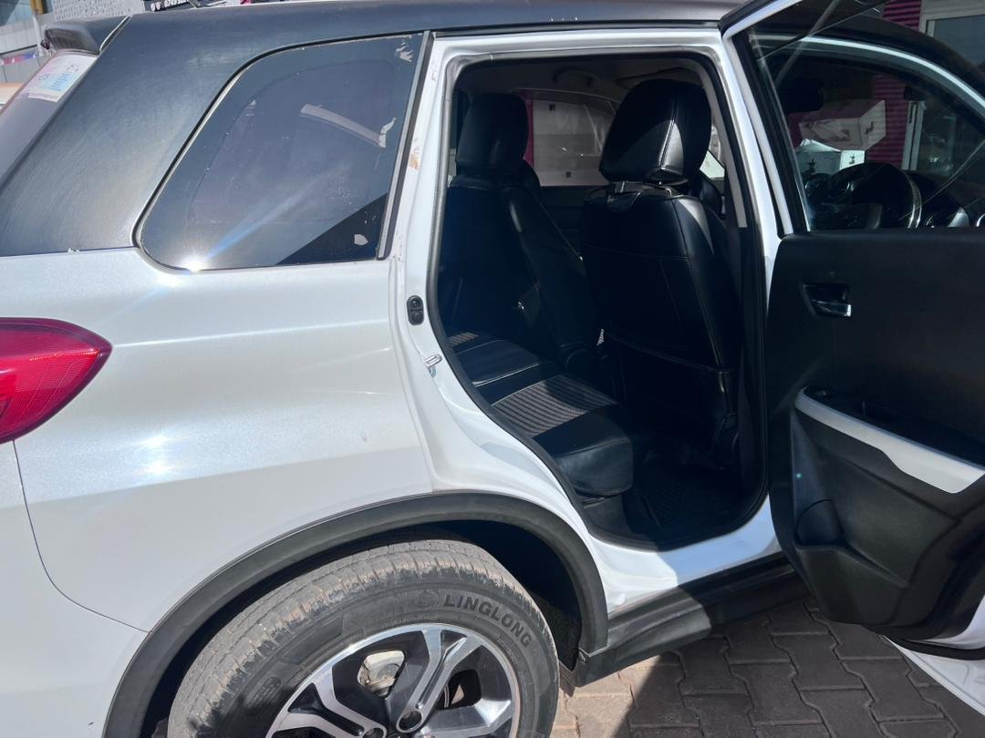 best-places-to-visit-with-a-toyota-rav4-in-uganda