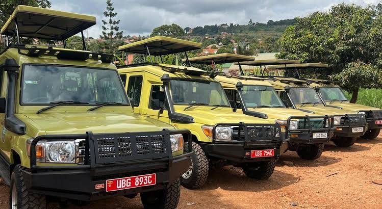 best-vehicles-for-uganda-safaris-2